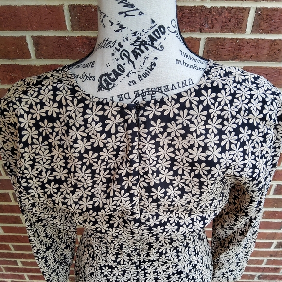 Reformation Flower Dress - Picture 6 of 8